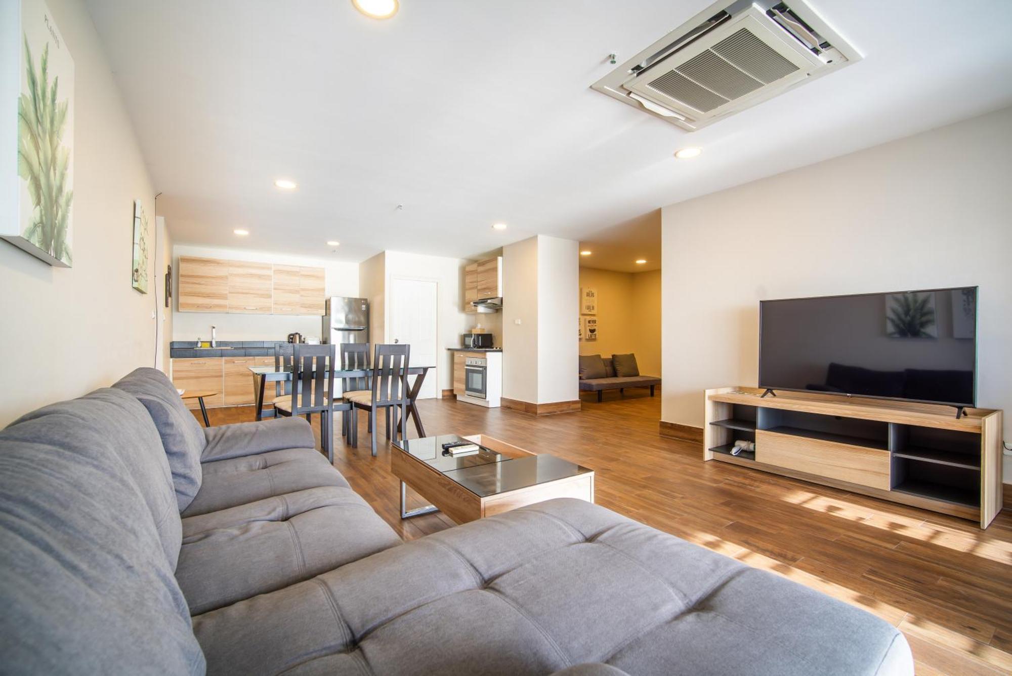 Tower Superior Seaview 4br210 *