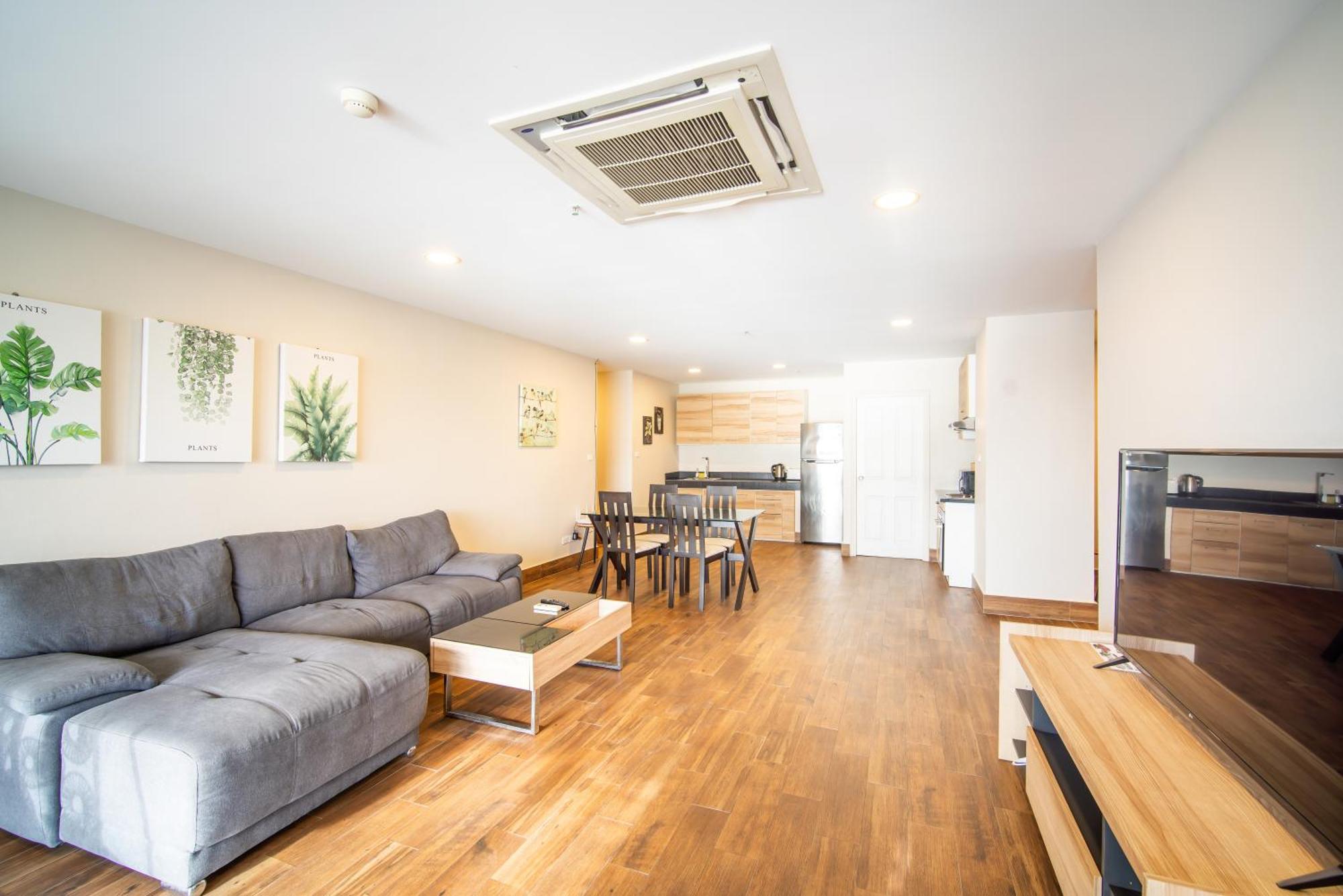 Apartment Tower Superior Seaview 4br210